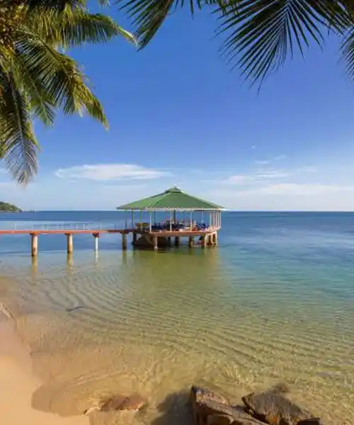 Coco-De-Mer-Hotel-the-Black-Parrot-Suit