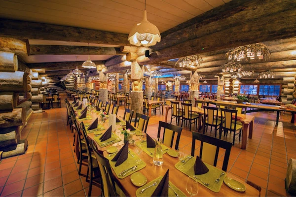 Dining at Kakslauttanen Arctic Resort 