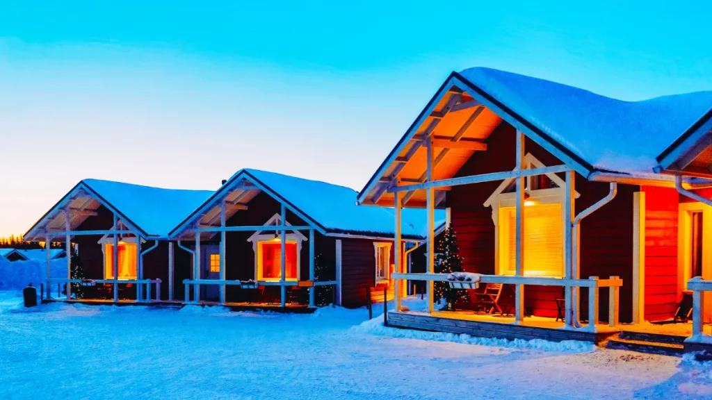 Rovaniemi Solo VS Family Stay options