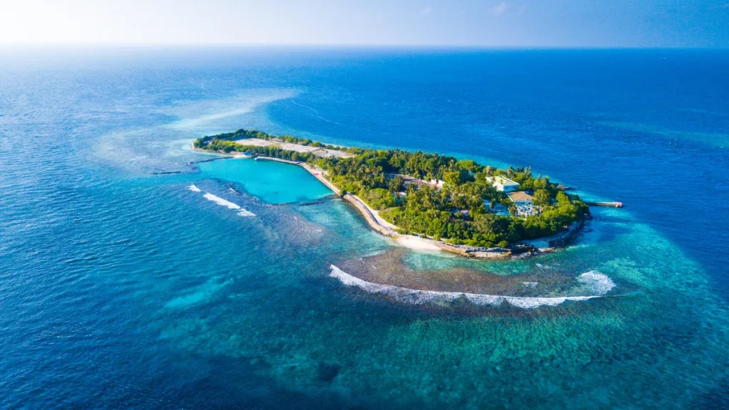 Surf Spots in Maldives